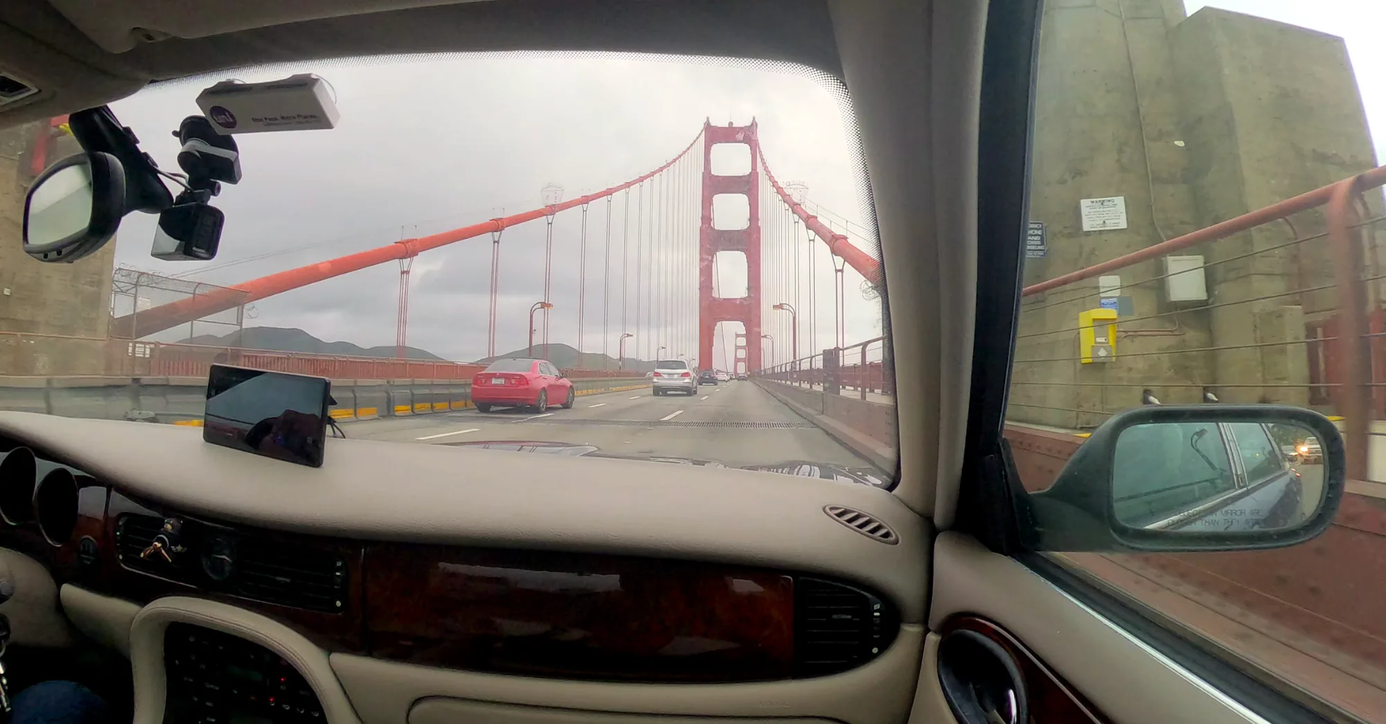 Crossing the Golden Gate Bridge from inside the Jaguar X308